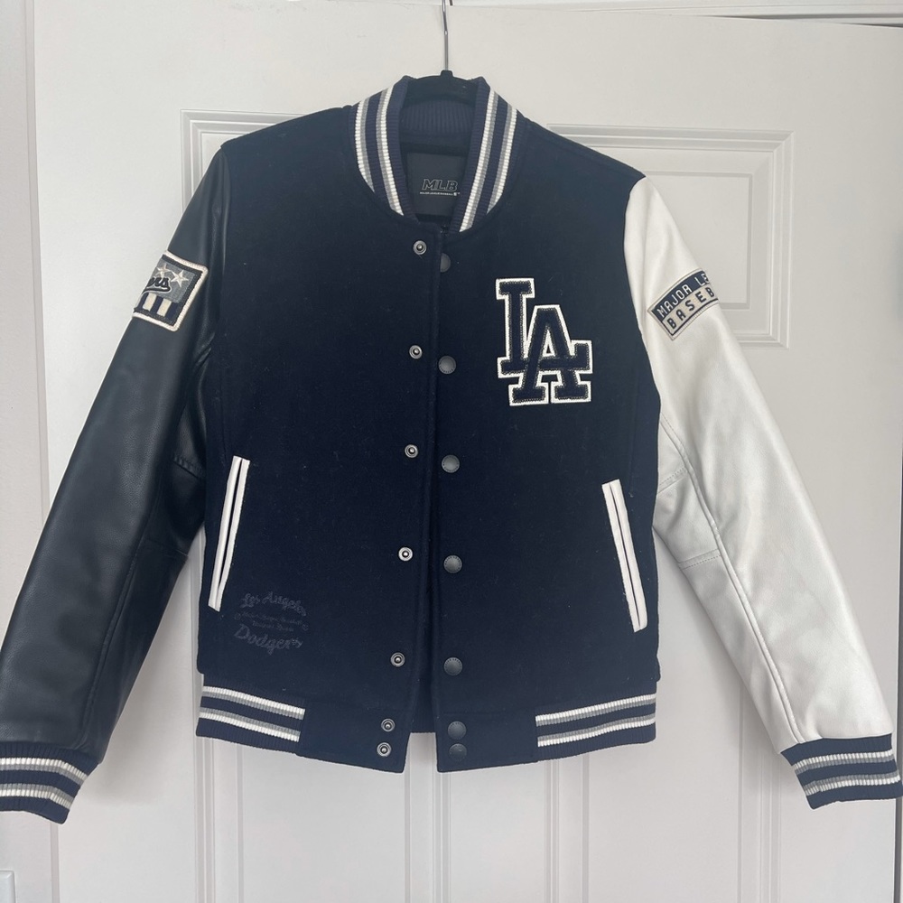 Rare Major League Baseball LA Dodgers Jacket with Black & White Leather Sleeves